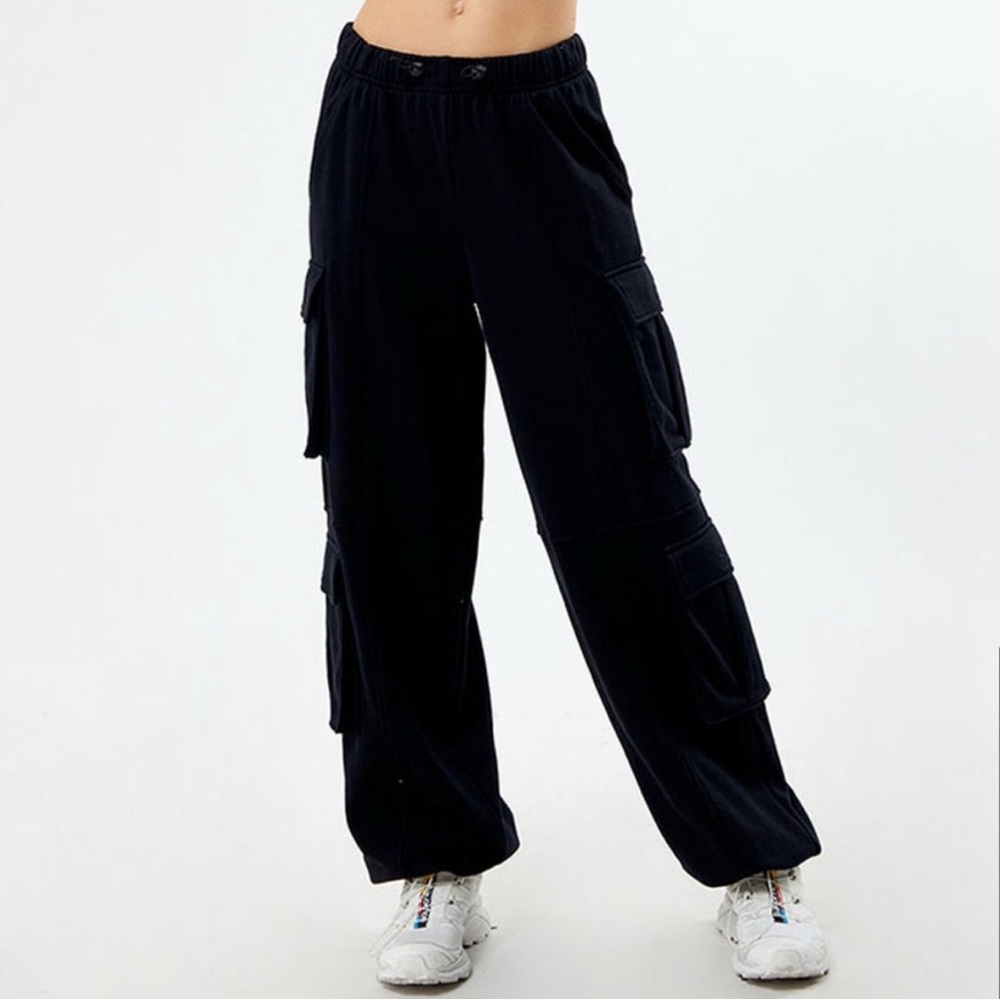 PacSun Black Wide Leg Cargo Pants